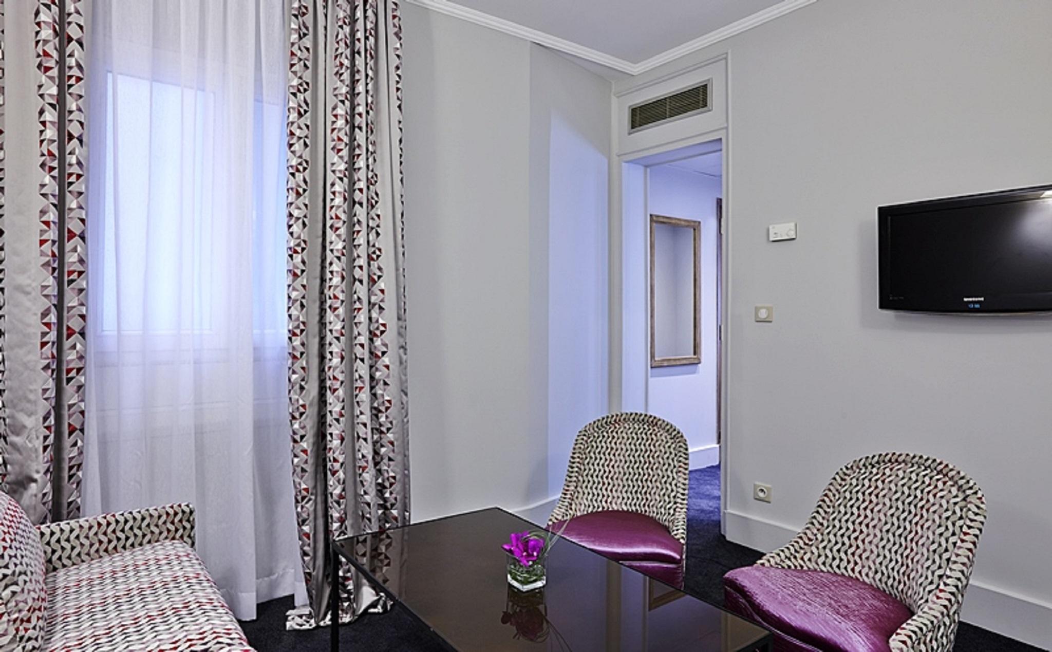 Royal Hotel Paris Champs Elysees Exterior foto