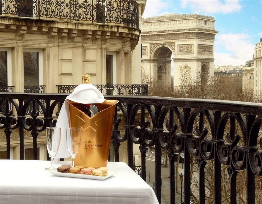 Royal Hotel Paris Champs Elysees Exterior foto